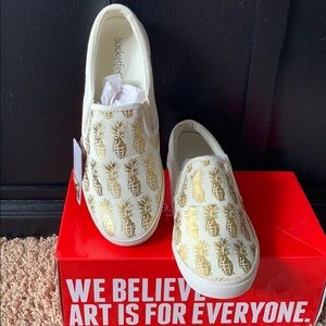 Pineapple slip on shoes